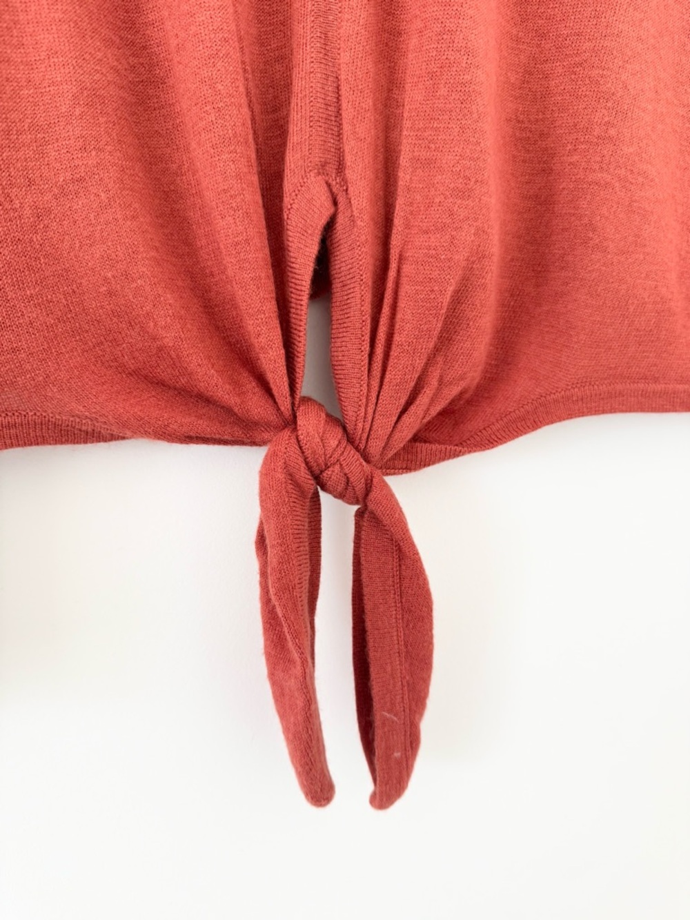 MOVING SALE | New Women’s Madewell Modern Tie-Front Sweater in Rust, Size XL - Picture 3 of 8